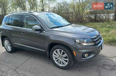 Внедорожник / Кроссовер Volkswagen Tiguan 2013 в 