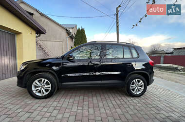 Внедорожник / Кроссовер Volkswagen Tiguan 2016 в Львове