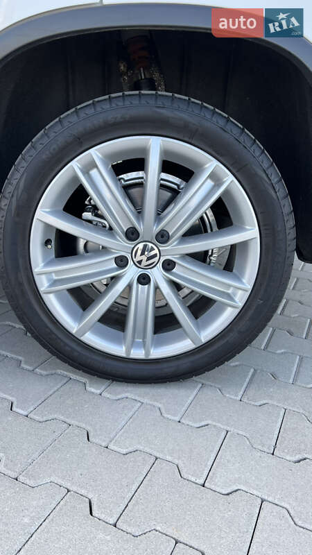 Внедорожник / Кроссовер Volkswagen Tiguan 2013 в Хусте