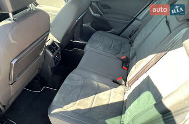 Внедорожник / Кроссовер Volkswagen Tiguan 2018 в 