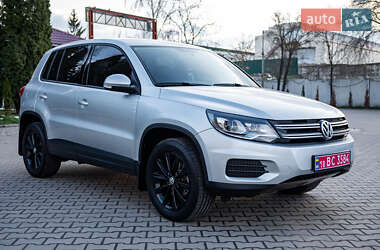 Позашляховик / Кросовер Volkswagen Tiguan 2018 в 