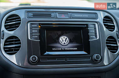 Позашляховик / Кросовер Volkswagen Tiguan 2018 в 