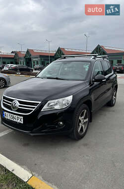 Внедорожник / Кроссовер Volkswagen Tiguan 2010 в 