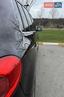 Внедорожник / Кроссовер Volkswagen Tiguan 2010 в 