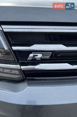 Внедорожник / Кроссовер Volkswagen Tiguan 2020 в 