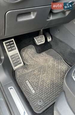 Внедорожник / Кроссовер Volkswagen Tiguan 2020 в 