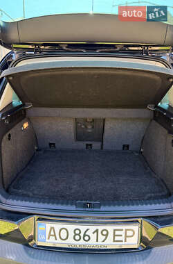 Позашляховик / Кросовер Volkswagen Tiguan 2008 в 