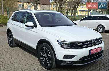 Внедорожник / Кроссовер Volkswagen Tiguan 2018 в 