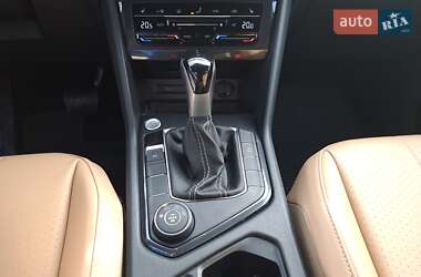 Внедорожник / Кроссовер Volkswagen Tiguan 2023 в 