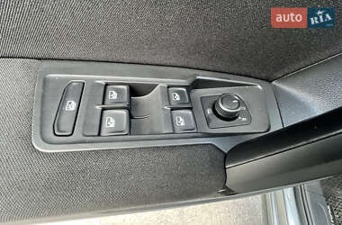 Внедорожник / Кроссовер Volkswagen Tiguan 2019 в 