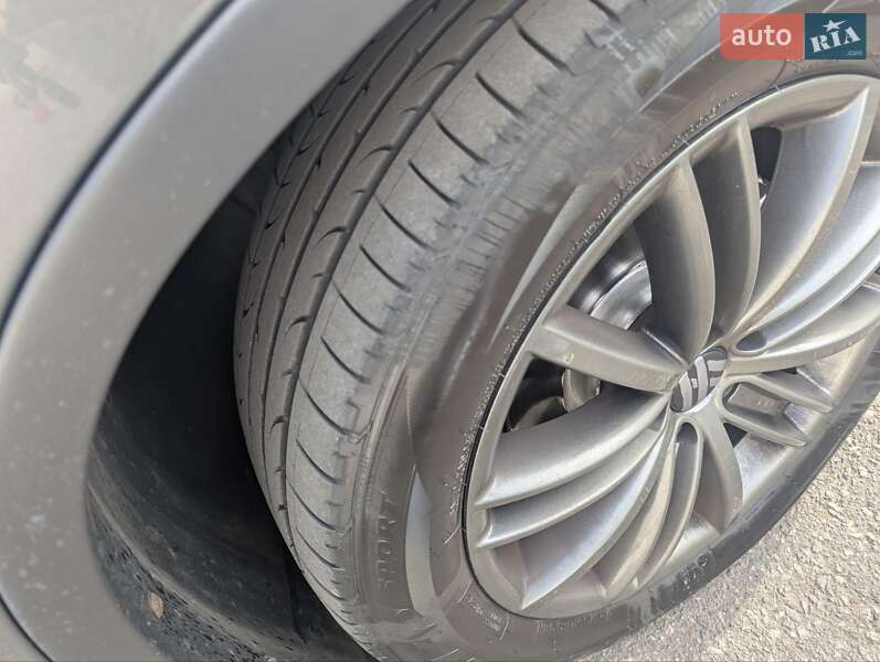 Позашляховик / Кросовер Volkswagen Tiguan 2010 в Южноукраїнську