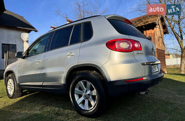 Позашляховик / Кросовер Volkswagen Tiguan 2008 в 