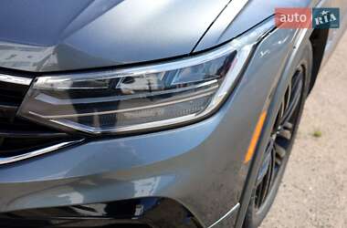 Позашляховик / Кросовер Volkswagen Tiguan 2021 в 