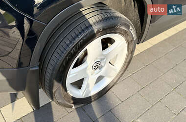 Внедорожник / Кроссовер Volkswagen Tiguan 2009 в 