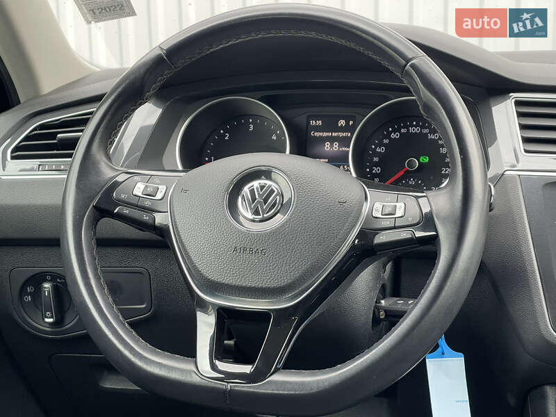 Позашляховик / Кросовер Volkswagen Tiguan 2018 в Мукачевому