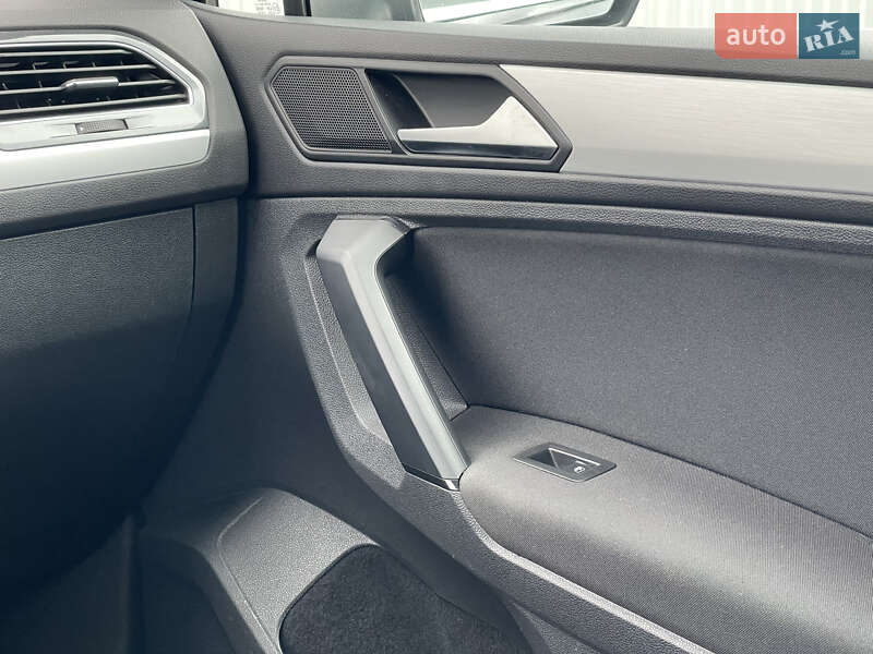 Позашляховик / Кросовер Volkswagen Tiguan 2018 в Мукачевому