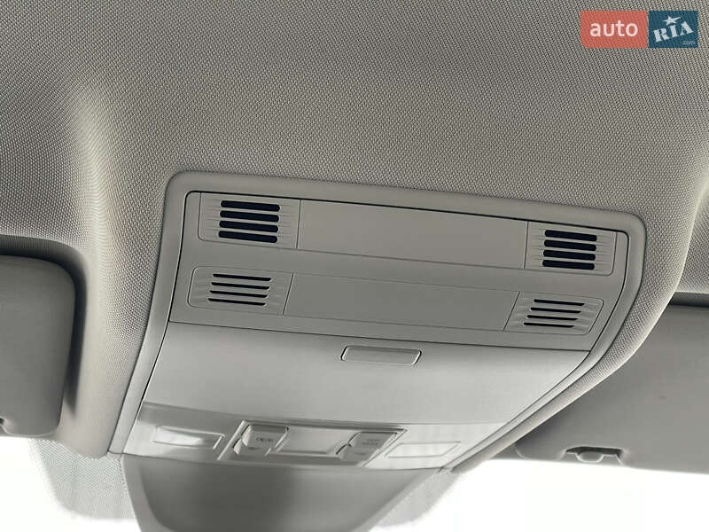 Позашляховик / Кросовер Volkswagen Tiguan 2018 в Мукачевому