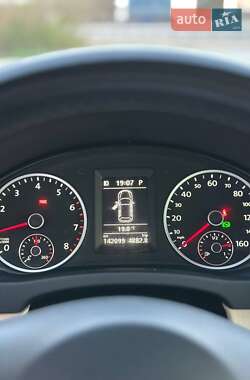 Внедорожник / Кроссовер Volkswagen Tiguan 2012 в 