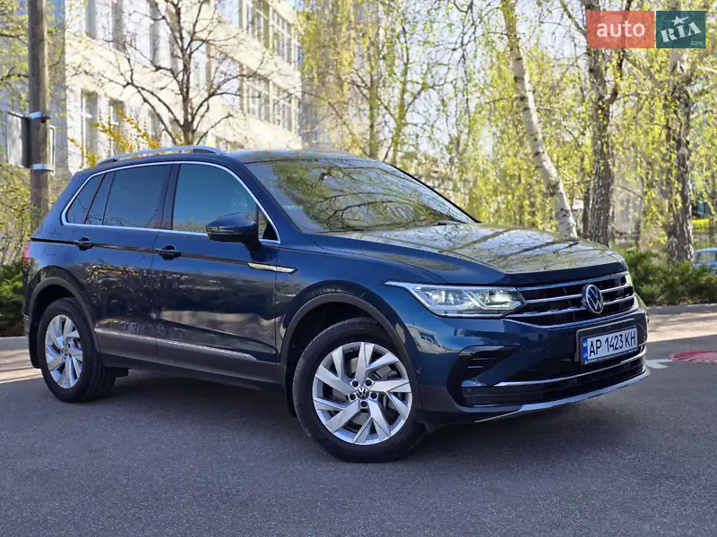 Позашляховик / Кросовер Volkswagen Tiguan 2021 в 