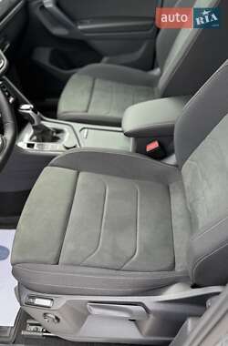 Внедорожник / Кроссовер Volkswagen Tiguan 2024 в 