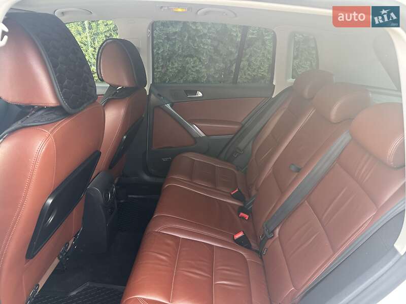 Позашляховик / Кросовер Volkswagen Tiguan 2009 в Радивиліві