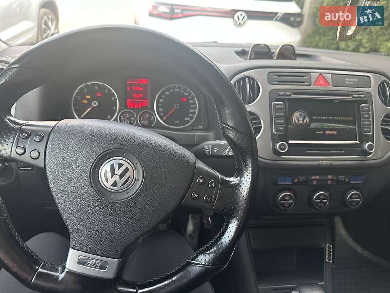 Позашляховик / Кросовер Volkswagen Tiguan 2009 в Радивиліві