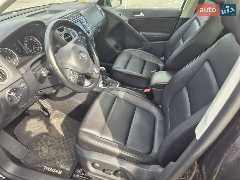 Внедорожник / Кроссовер Volkswagen Tiguan 2016 в Киеве фото 16 Внедорожник / Кроссовер Volkswagen Tiguan 2016 в Киеве