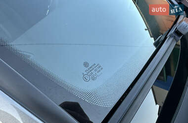 Внедорожник / Кроссовер Volkswagen Tiguan 2010 в 
