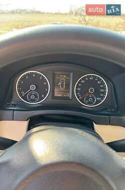 Внедорожник / Кроссовер Volkswagen Tiguan 2012 в 