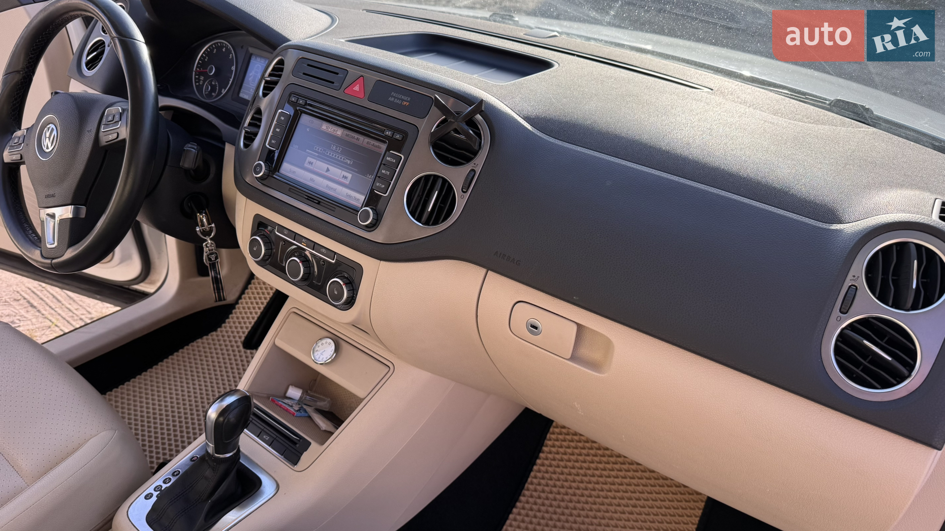 2010 Volkswagen Tiguan - мініатюра 12