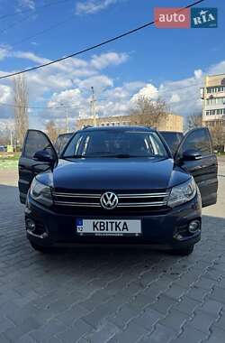 Внедорожник / Кроссовер Volkswagen Tiguan 2016 в Николаеве
