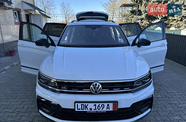 Внедорожник / Кроссовер Volkswagen Tiguan 2020 в 