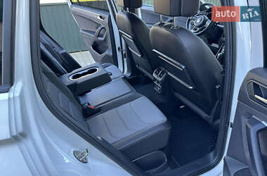 Внедорожник / Кроссовер Volkswagen Tiguan 2020 в 
