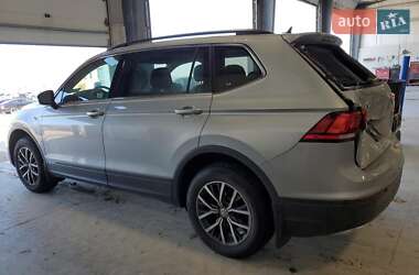 Позашляховик / Кросовер Volkswagen Tiguan 2019 в 