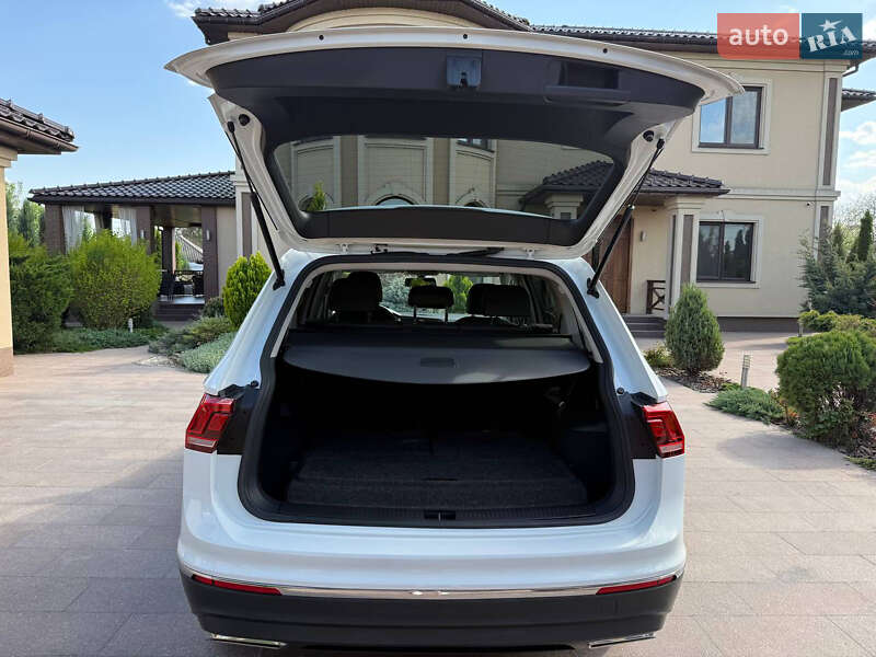 Внедорожник / Кроссовер Volkswagen Tiguan 2019 в Днепре