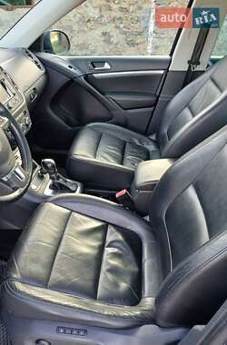 Внедорожник / Кроссовер Volkswagen Tiguan 2013 в 