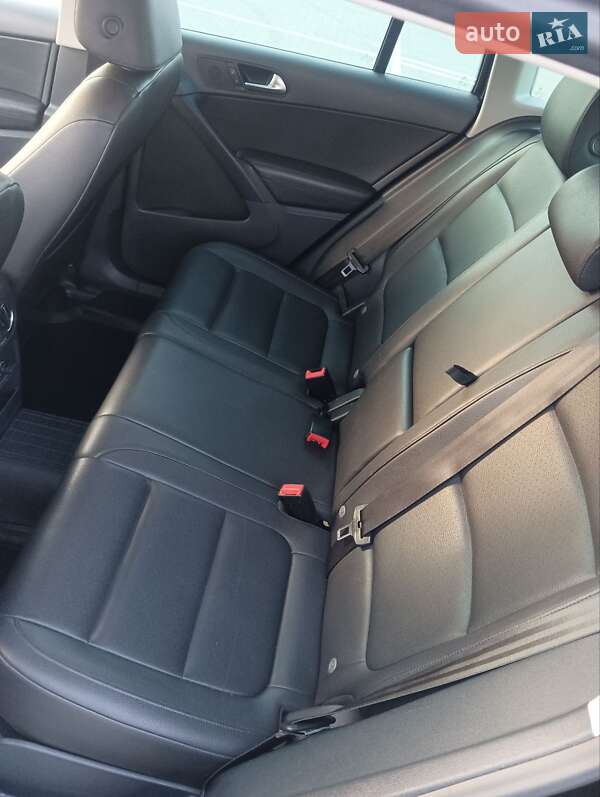 Позашляховик / Кросовер Volkswagen Tiguan 2013 в Умані