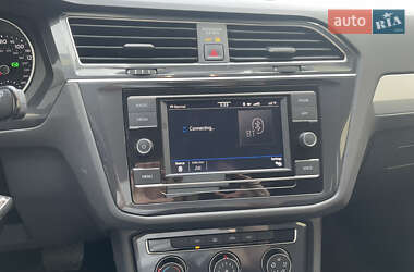 Позашляховик / Кросовер Volkswagen Tiguan 2021 в 