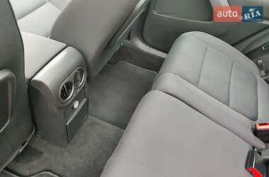Позашляховик / Кросовер Volkswagen Tiguan 2009 в 