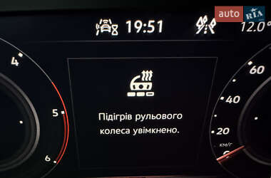Внедорожник / Кроссовер Volkswagen Tiguan 2021 в 