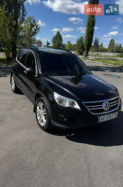 Позашляховик / Кросовер Volkswagen Tiguan 2009 в Києві
