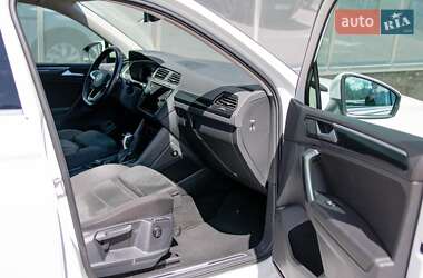 Внедорожник / Кроссовер Volkswagen Tiguan 2021 в 