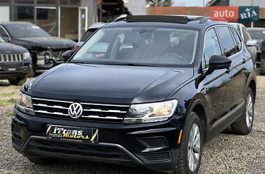 Позашляховик / Кросовер Volkswagen Tiguan 2018 в 