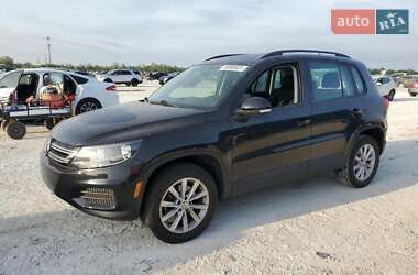 Внедорожник / Кроссовер Volkswagen Tiguan 2017 в Львове