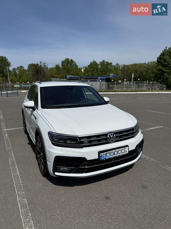 Позашляховик / Кросовер Volkswagen Tiguan 2018 в Києві