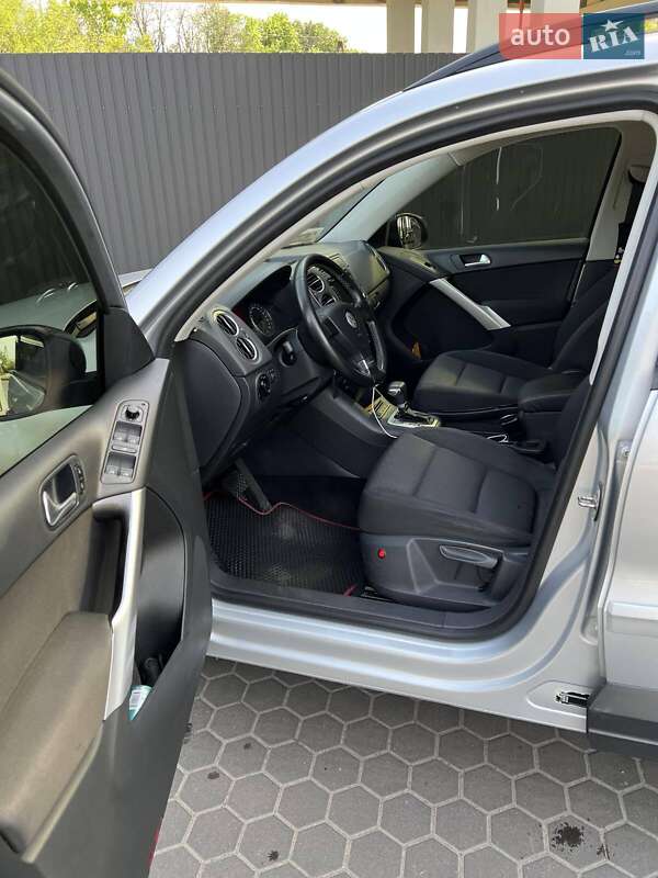 Внедорожник / Кроссовер Volkswagen Tiguan 2008 в Киеве