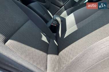 Внедорожник / Кроссовер Volkswagen Tiguan 2016 в 