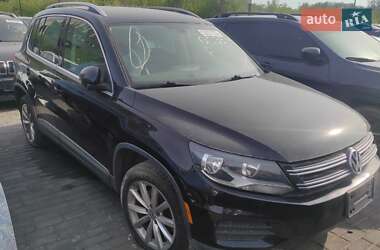 Позашляховик / Кросовер Volkswagen Tiguan 2016 в Львові