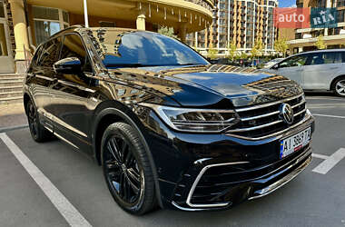 Позашляховик / Кросовер Volkswagen Tiguan 2022 в Києві