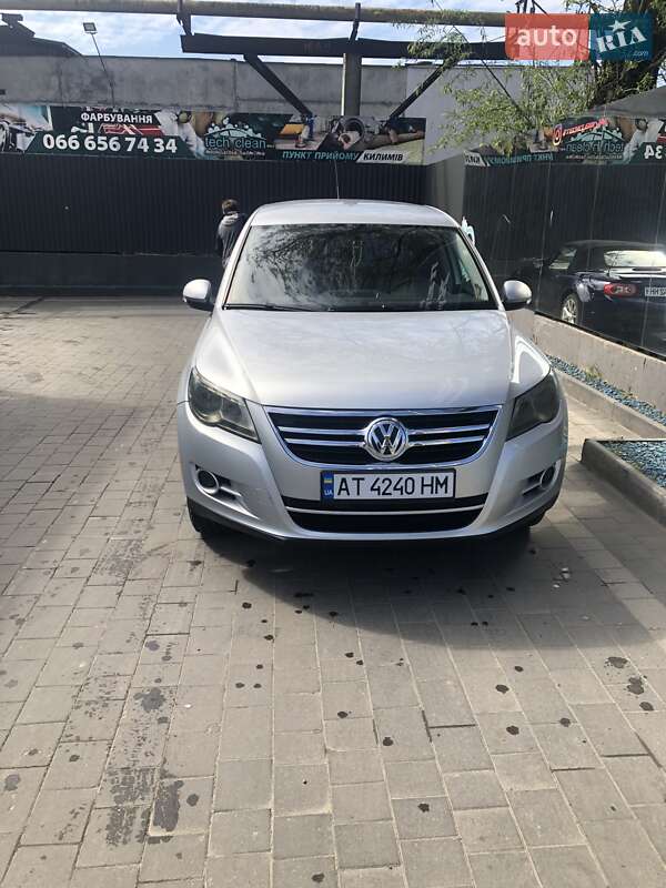 Внедорожник / Кроссовер Volkswagen Tiguan 2009 в Ивано-Франковске
